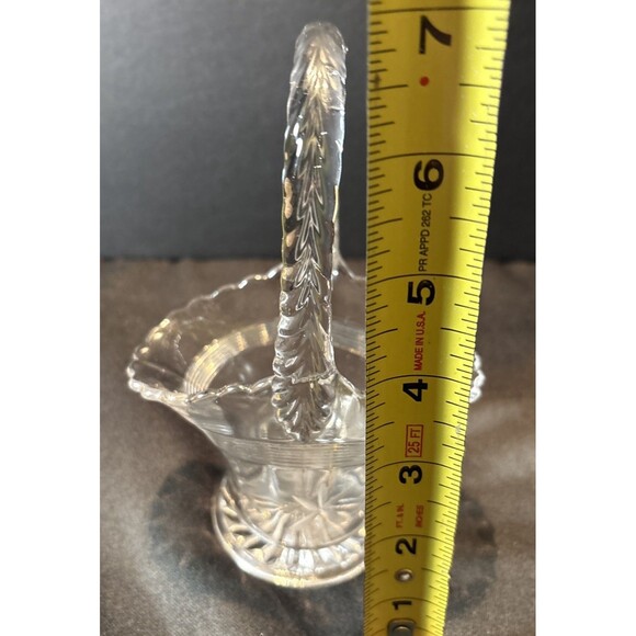 Antique Duncan & Miller Cut Glass Bridal Basket with Detailed  Etched Flowers - Picture 11 of 15